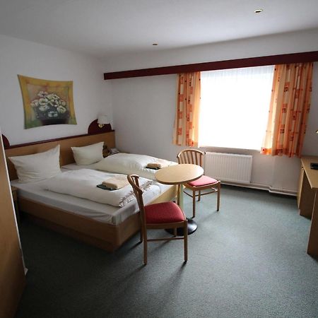 Hotel Carstens Бордесхолм Екстериор снимка